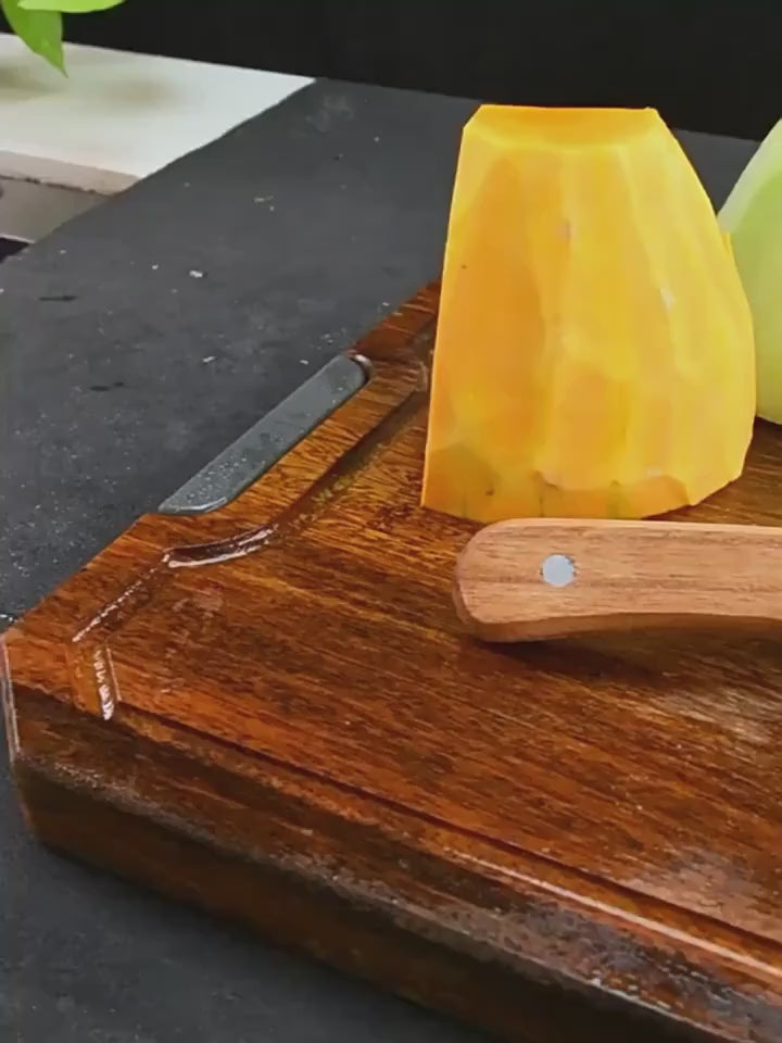 Éplucheur Fruits et Légumes en Acier Inoxydable – Manche en Bois Ergonomique, Outil de Cuisine Multifonction